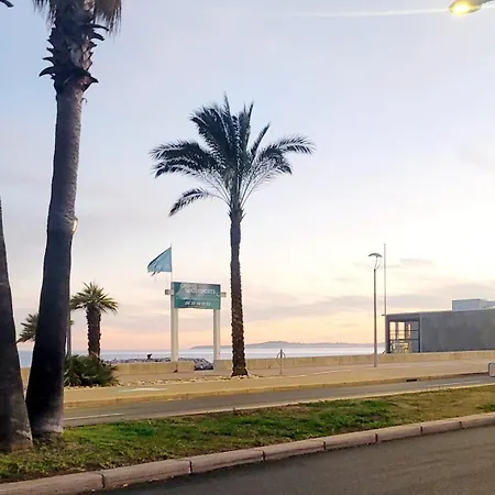 Face à La Méditerranée
